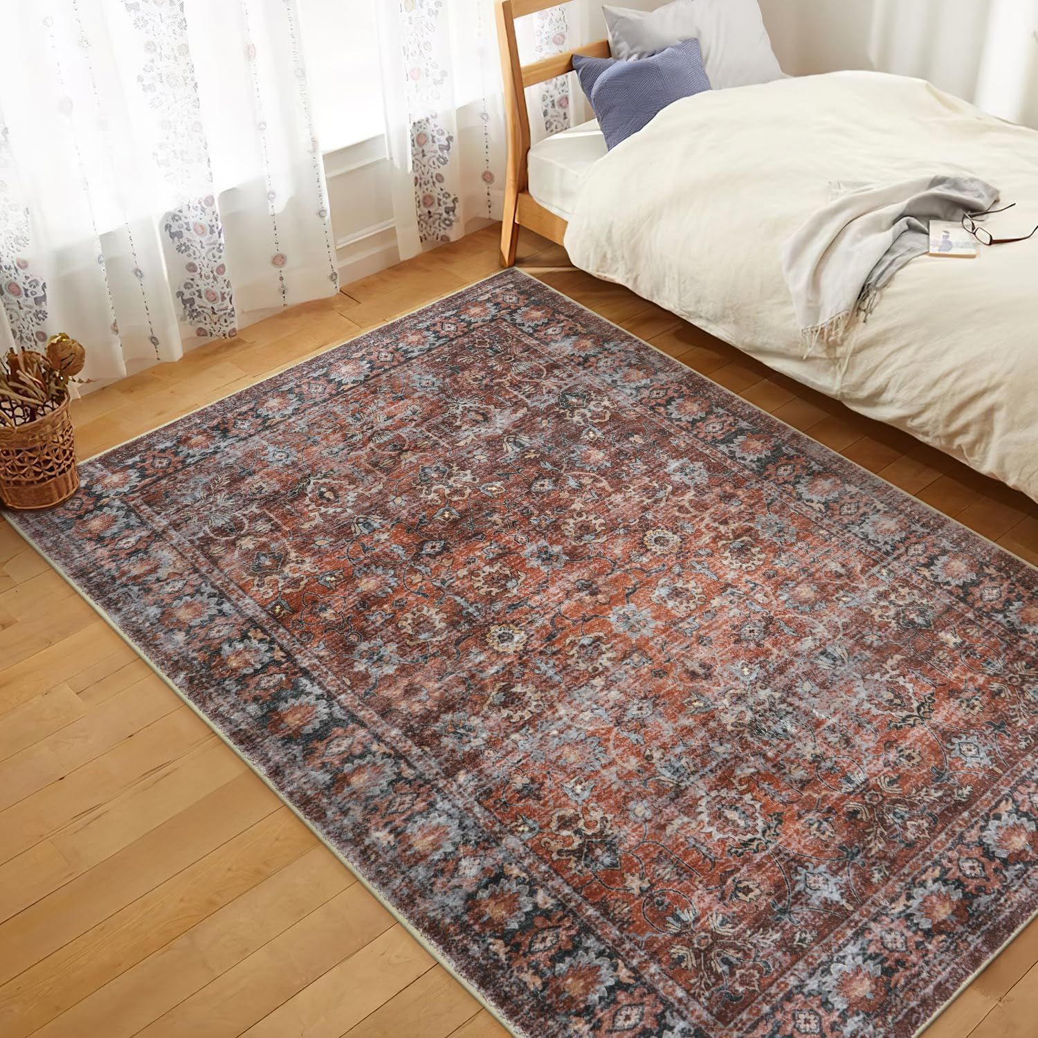 室内用 防音マット 軽量 防臭 デスクマット 防ダニ 滑り止め ホットカーペット対応 ホットカーペット対応 ダイニングマット おしゃれ ふわふわ 1.5畳 ラグマット アンティーク ペルシャ風 絨毯 130×190cm 洗える 花柄 カーペット ラ