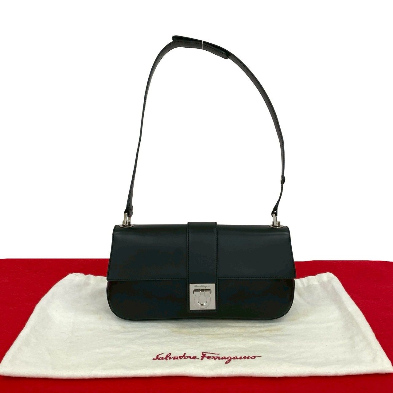 極美品✨ サルバトーレフェラガモ　ショルダーバッグ　ガンチーニ　ダークブラウン 極 美品 Salvatore Ferragamo サルヴァトーレフェラガモ