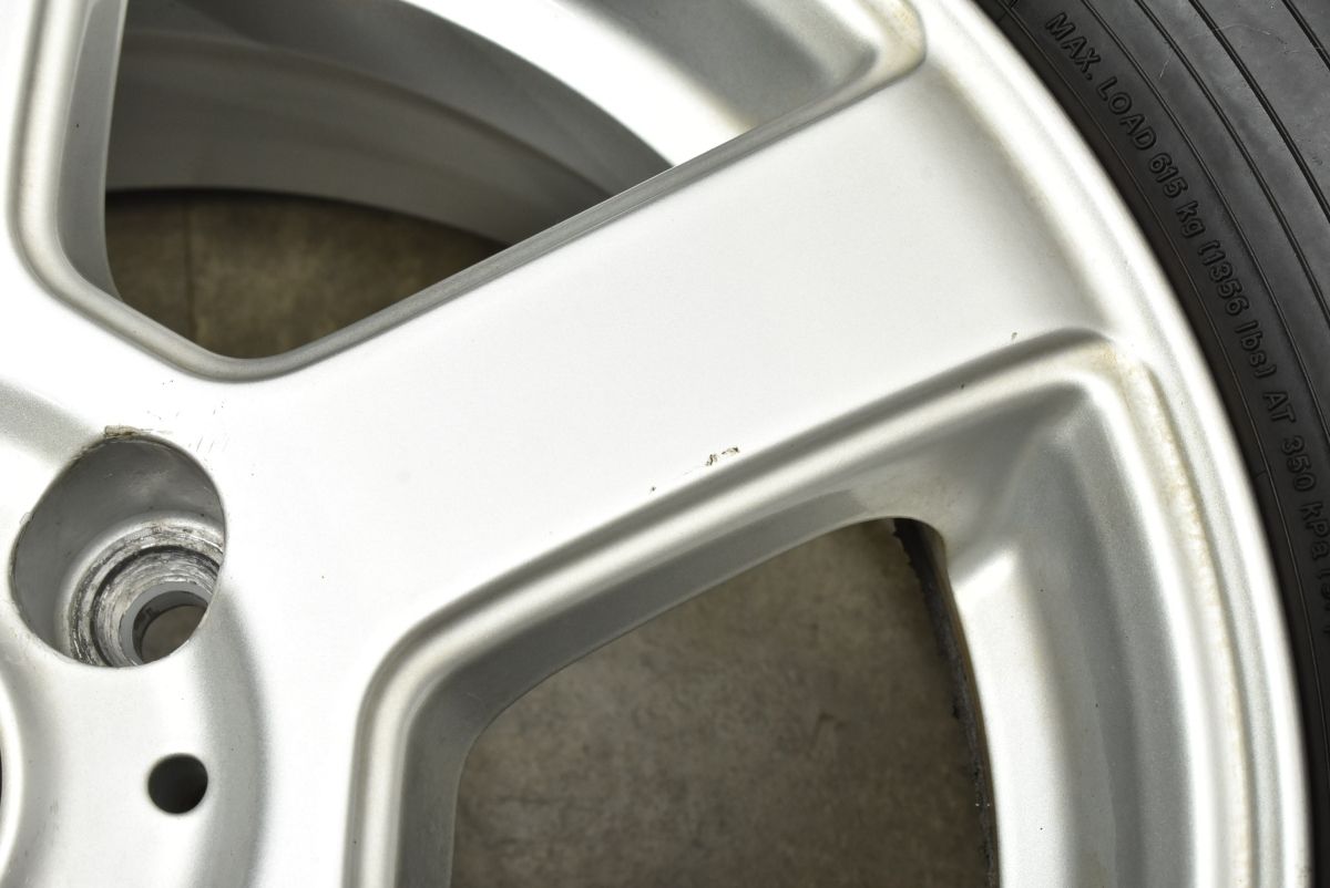 ヴォクシー セレナ