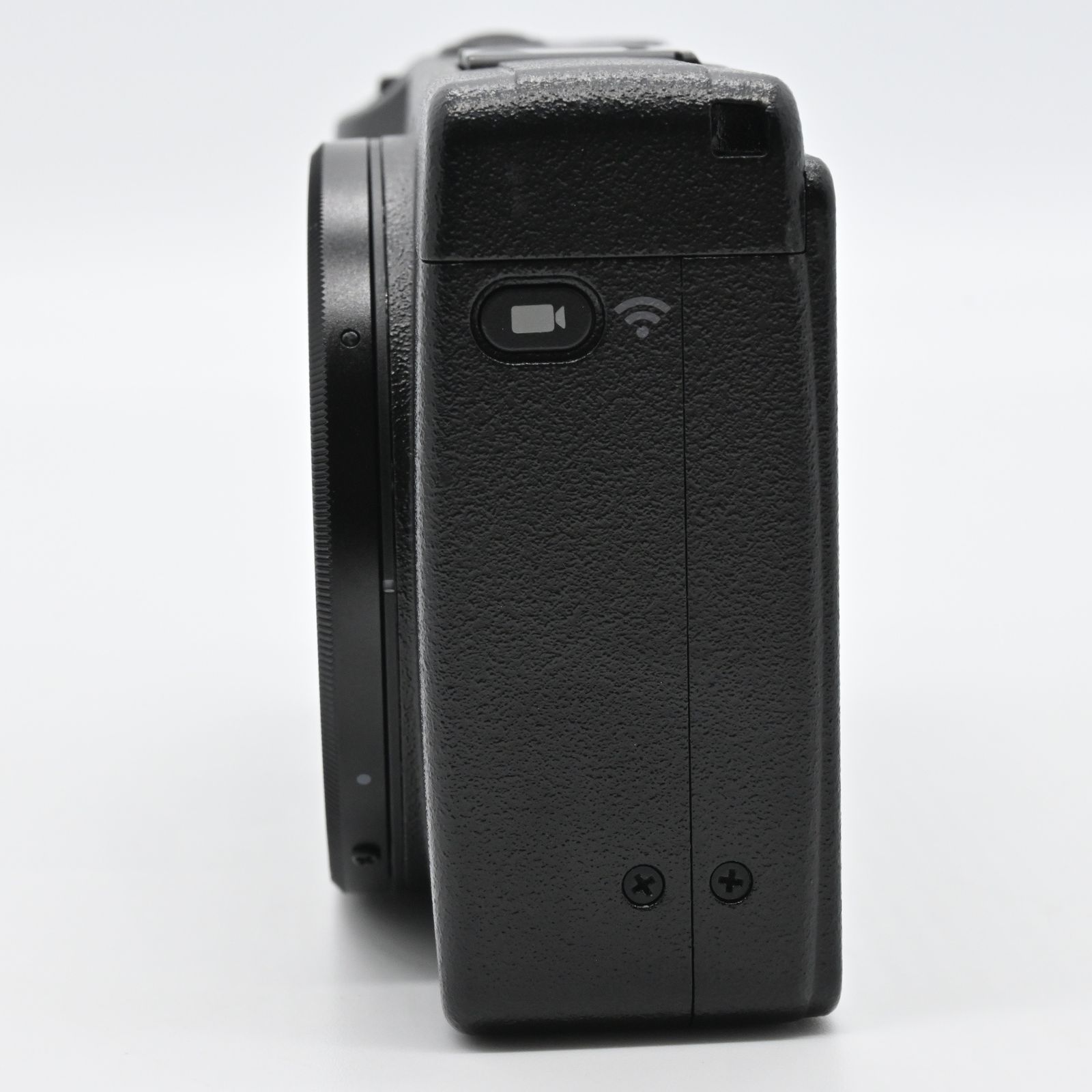 ☆ほぼ新品☆RICOH GR Ⅲ ショット数 2回 - メルカリ