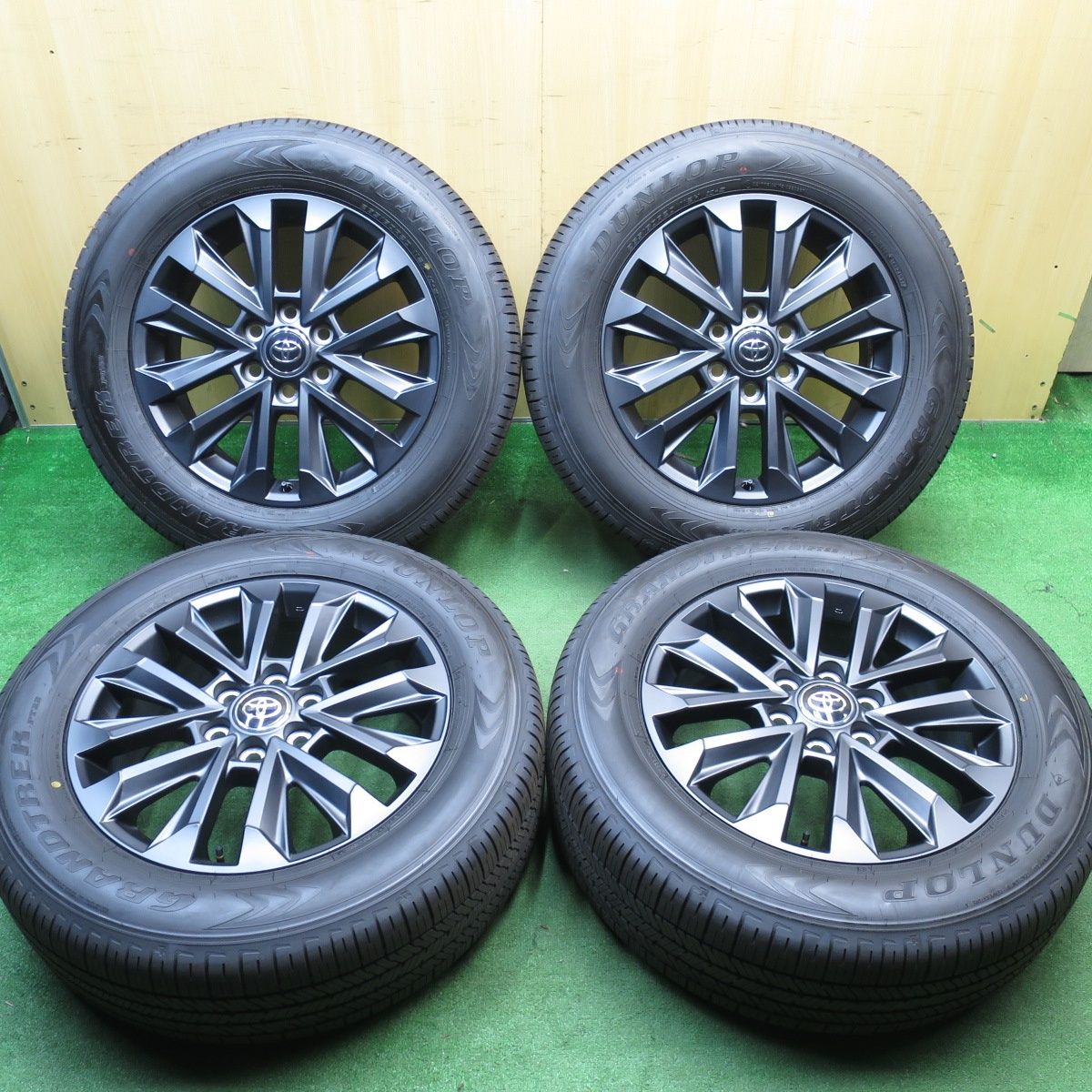 新車外し 24年 トヨタ ランクル 250 ZX 純正 265|60R20 ダンロップ グラントレック PT22 20インチ PCD139.7|6H 5041802KKノ