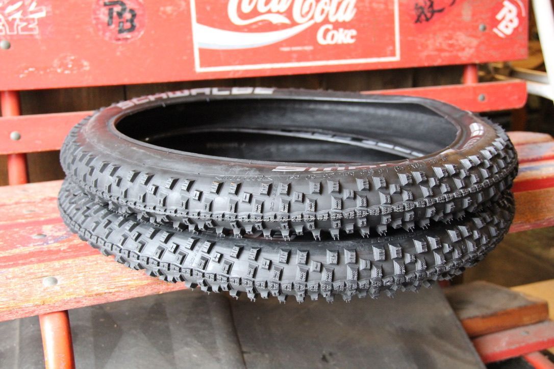 自転車 BMX 20インチ 軽量オフロードタイヤ SCHWALBE SMART BMX タイヤ 20インチ 軽量オフロード SCHWALBE SMART SAM 20 x