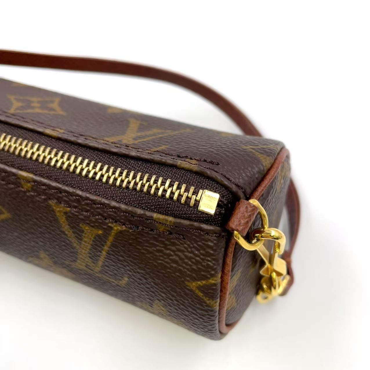 LOUIS VUITTON ルイヴィトン　パピヨン　バック　ポーチ　旧型モデル LOUIS VUITTON パピヨン バック ポーチ 旧型モデル モノグラム