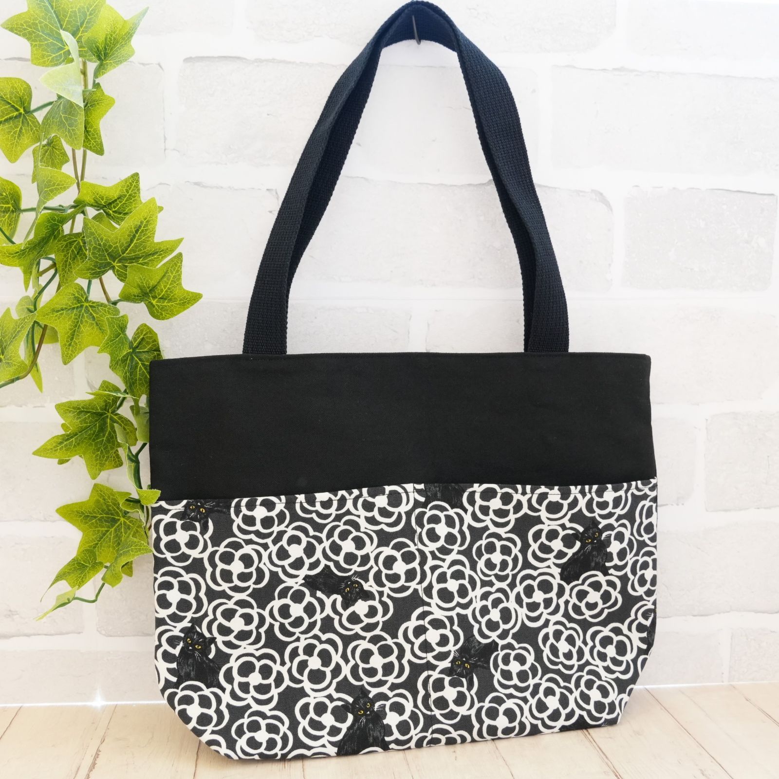 KO]ハンドメイド 布 バッグ カメリア猫柄 トート ブラック 黒