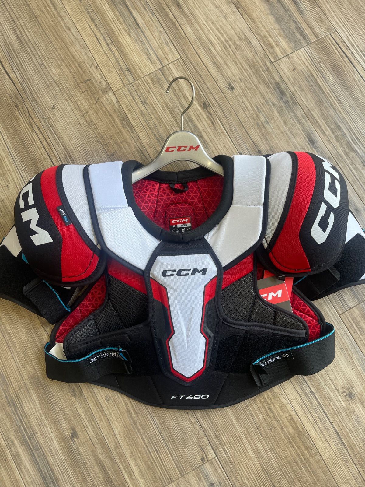 CCM ショルダー 680シニア