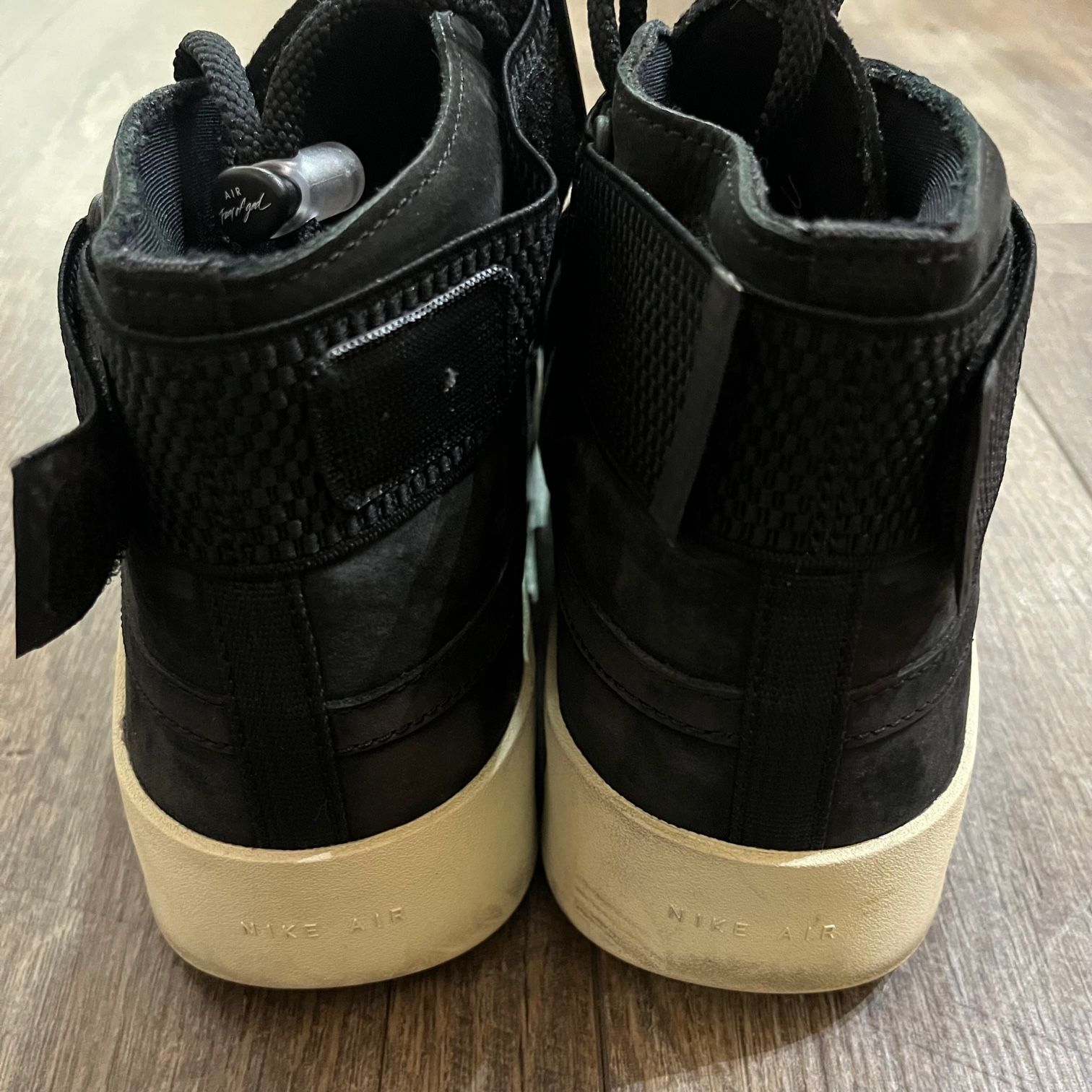 国内正規 NIKE AIR FEAR OF GOD 1 コラボ ナイキ エア フィア オブ