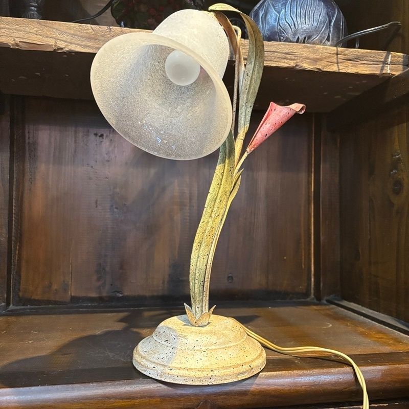 レトロ アンティーク ランプ ユリの花