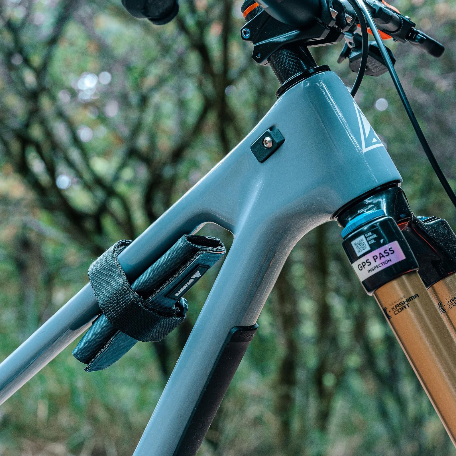 - ロックンロール