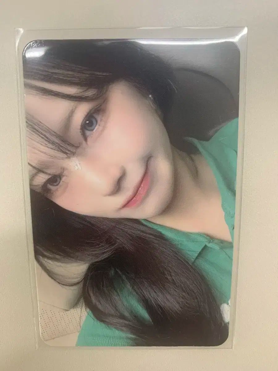 出品 fromis_9(プロミスナイン・プミナ) ペク・ジホン(BAEK JIHEON