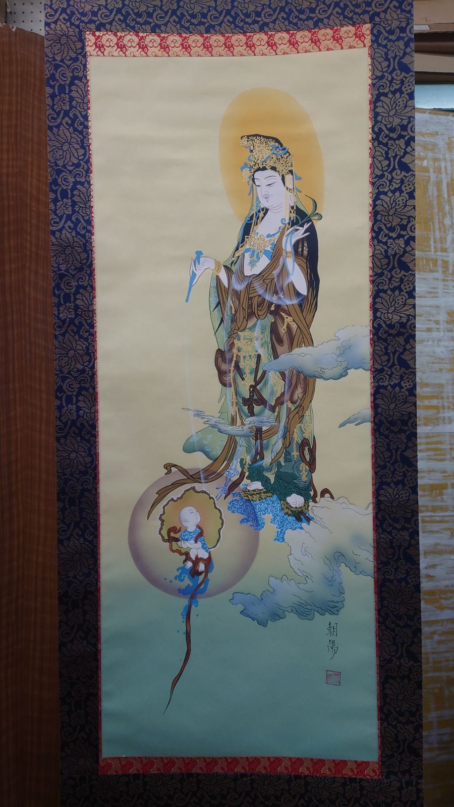 掛け軸 慈母観音 桐 き