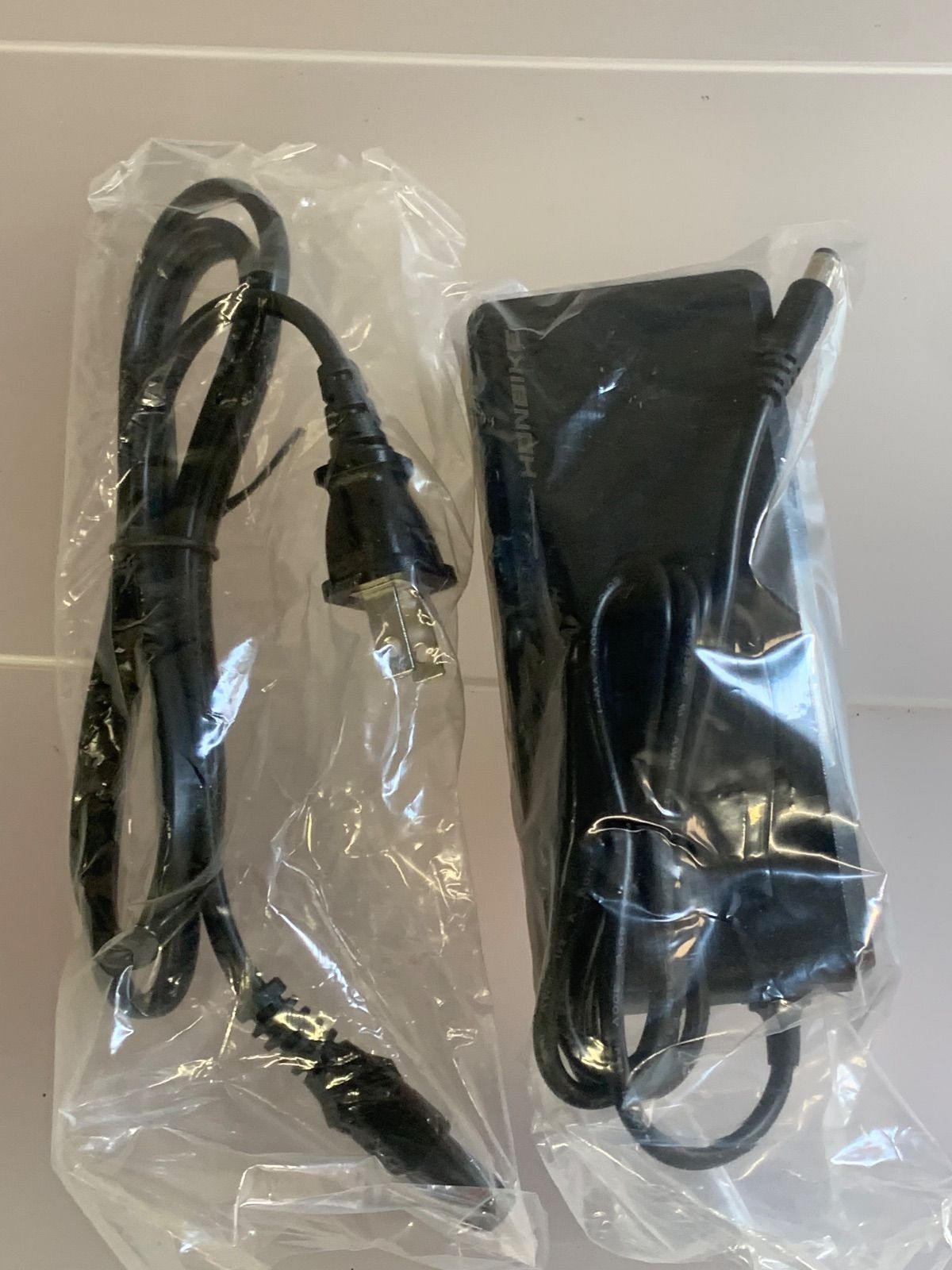 honbike 純正バッテリーと充電ケーブルと鍵とスペアキー付き説明書セット