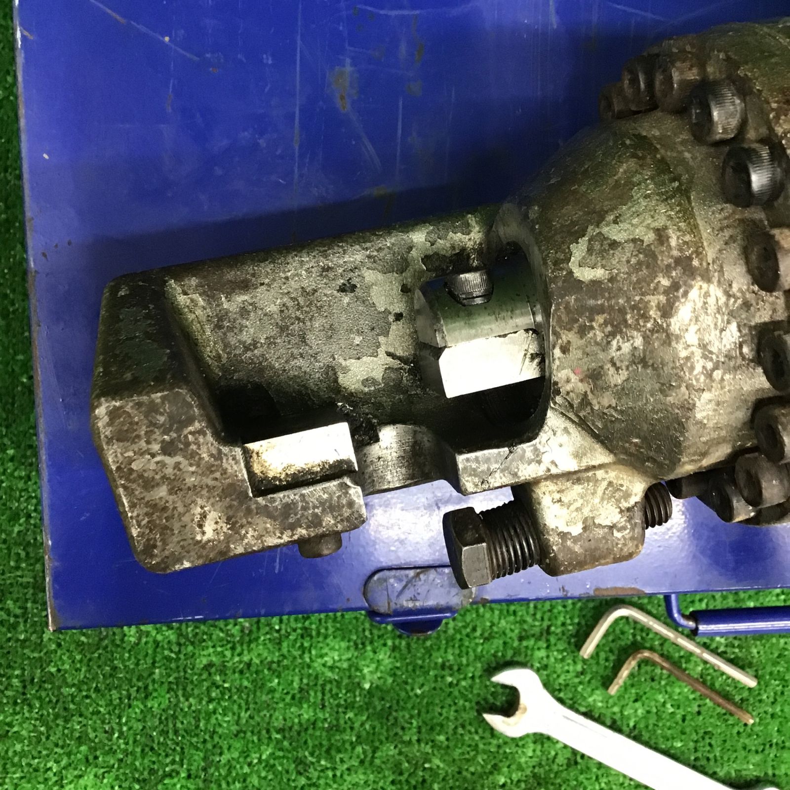 メーカー不明 鉄筋カッター RC-16【桶川店】 - メルカリ