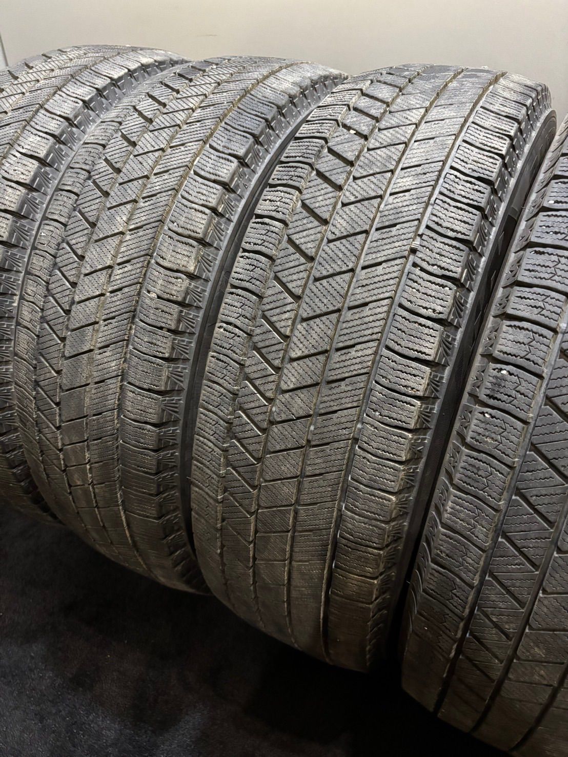 195|65R16 BRIDGESTONE|VRX3 21年製 スタッドレス 4本 ブリヂストン ブリザック ライズ ロッキー 南4-J367