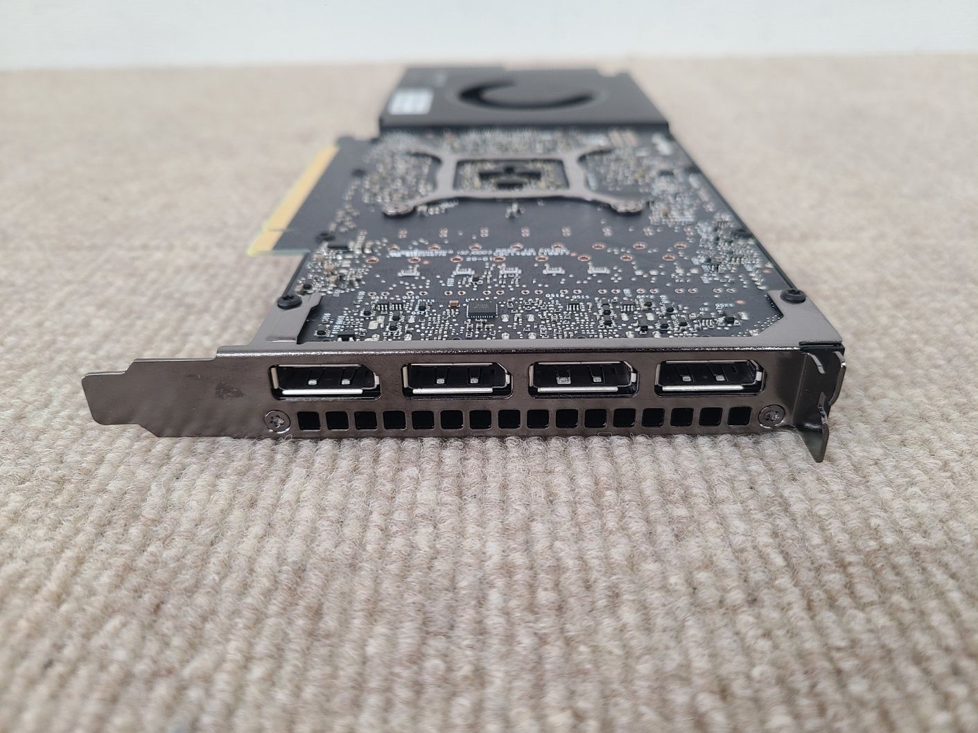 NVIDIA RTX A4000 16GB DDR6 GPU グラフィックカード NVIDIA RTX A4000 16GB DDR6 GPU グラフィックカード