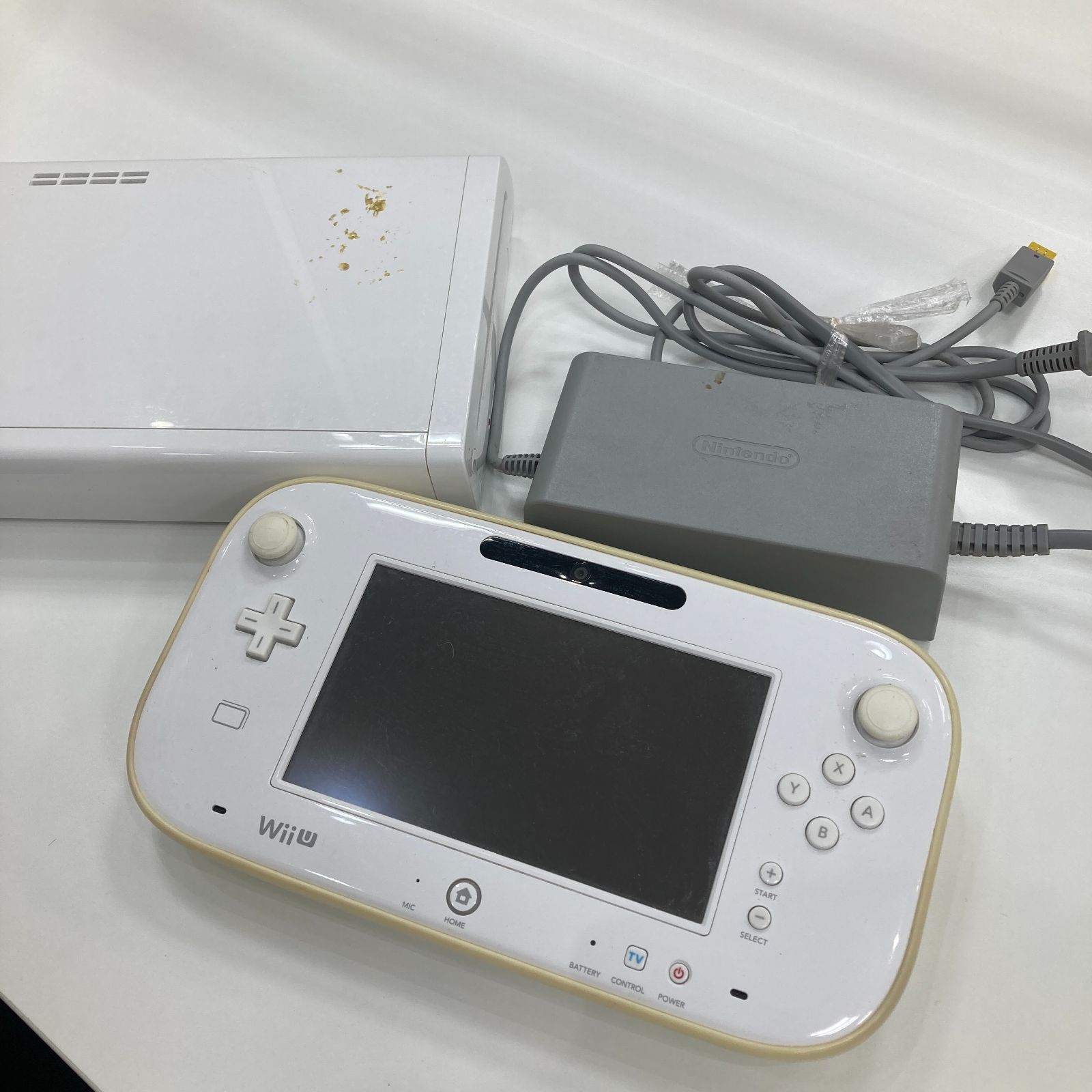 A最終処分価格【訳あり】WiiU ニンテンドー 本体 コード付き Nintendo 