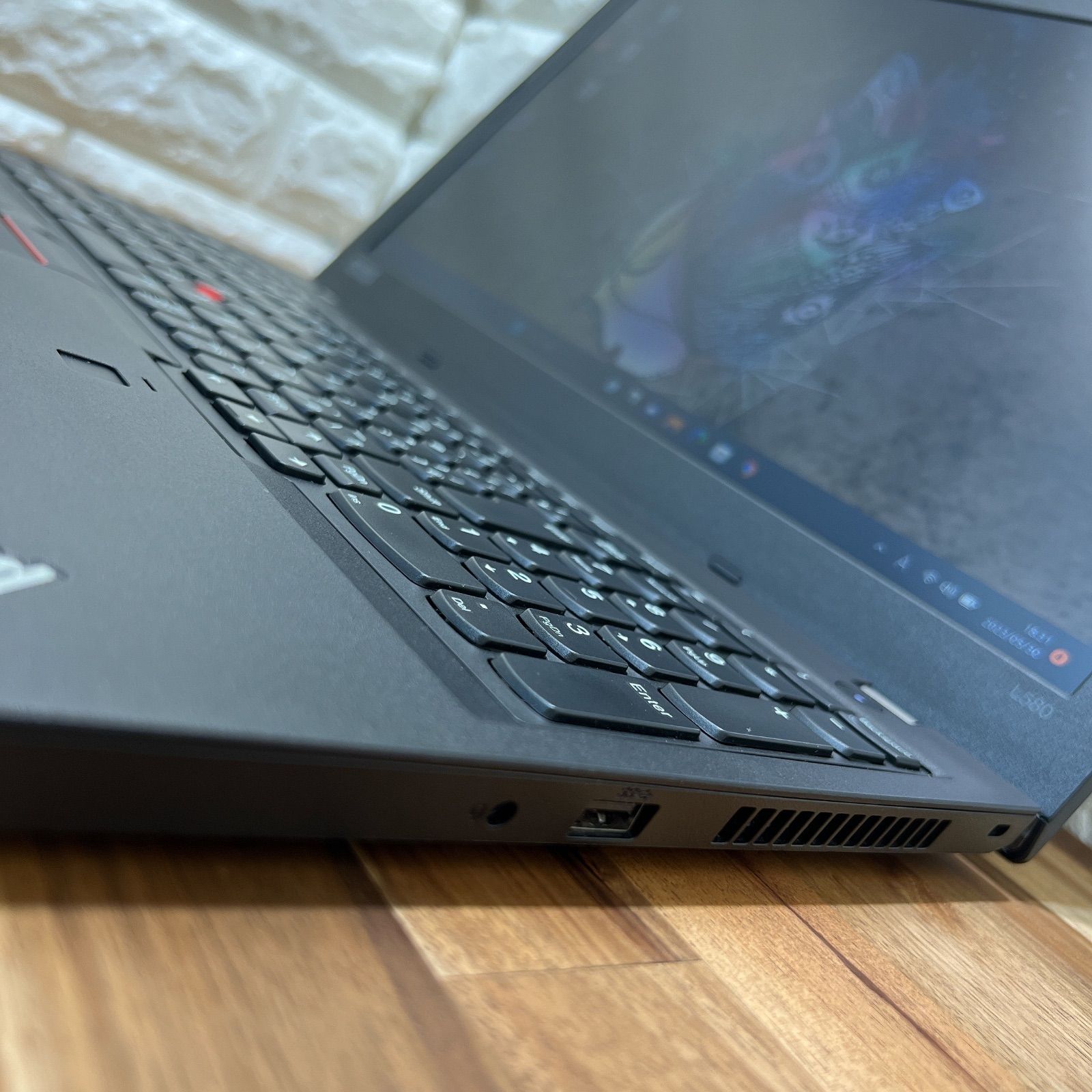 美品】Thinkpad L580☘新品SSD512GB☘Core i5第8世代 - ほんぽくんのPC