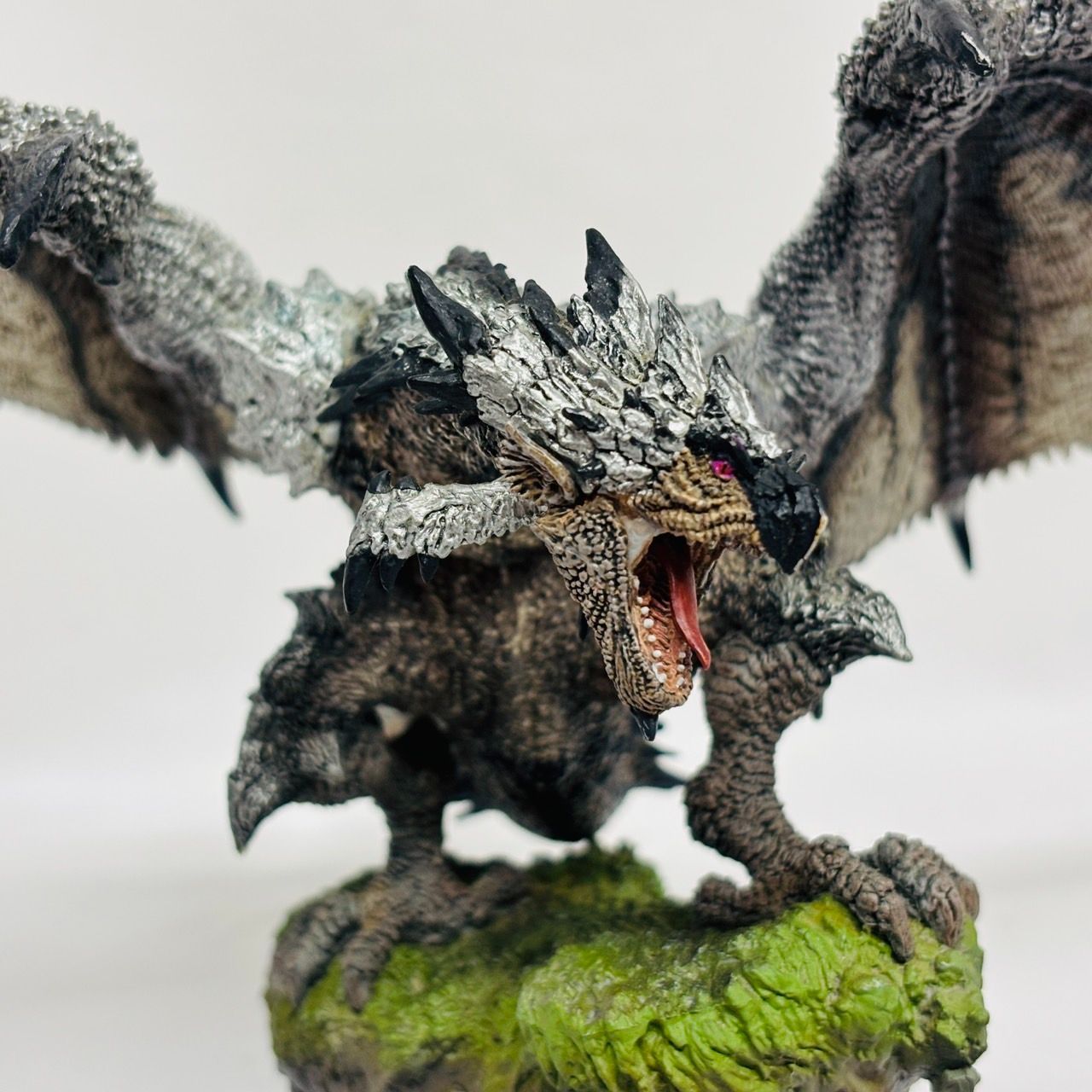 希少　美品　リオレウス フィギュア 121EX モンスターハンター モンスターハンター リボルテック リオレウス 希少種 フィギュア