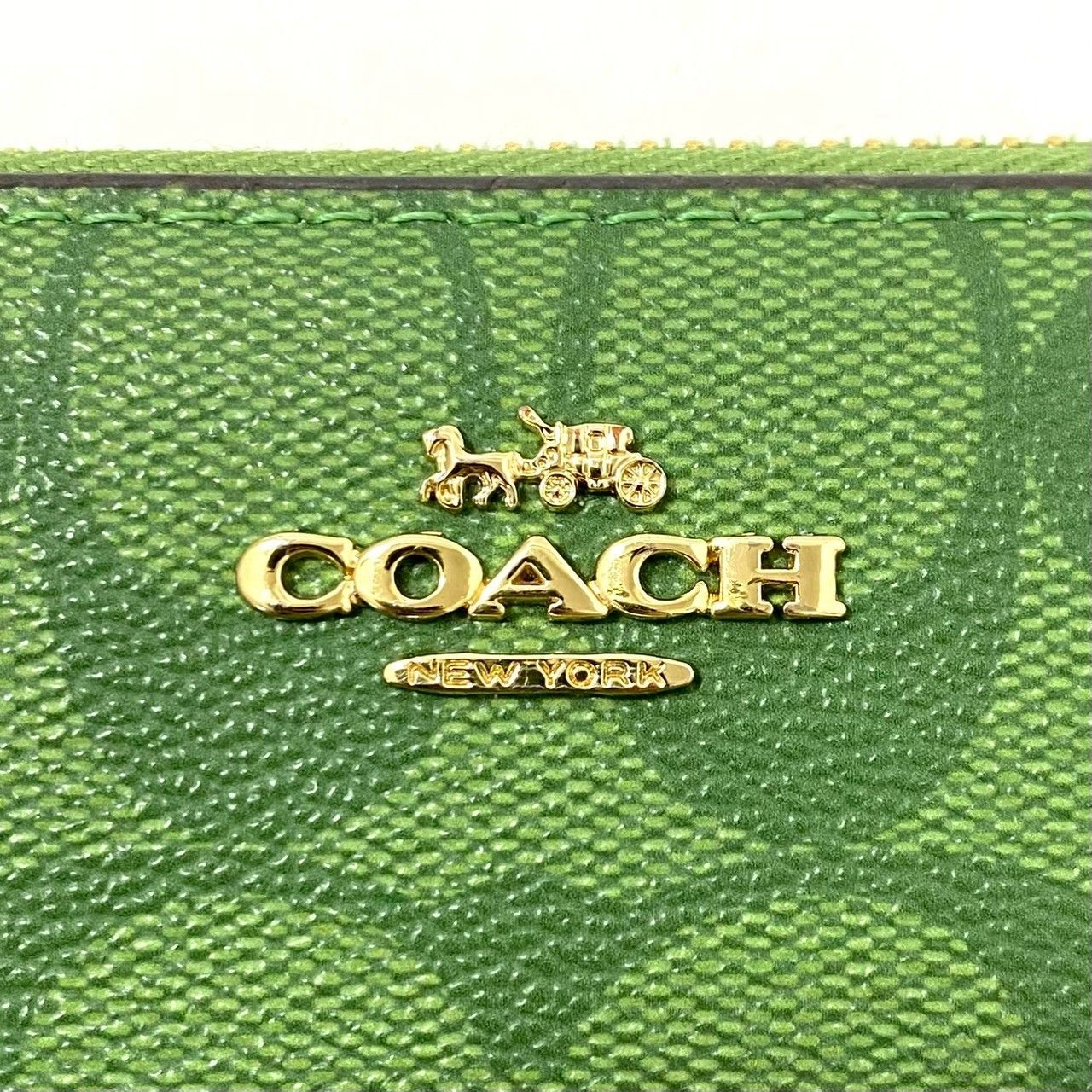 COACH】シグネチャー 長財布 グリーン/緑 ラウンドファスナー ジップ