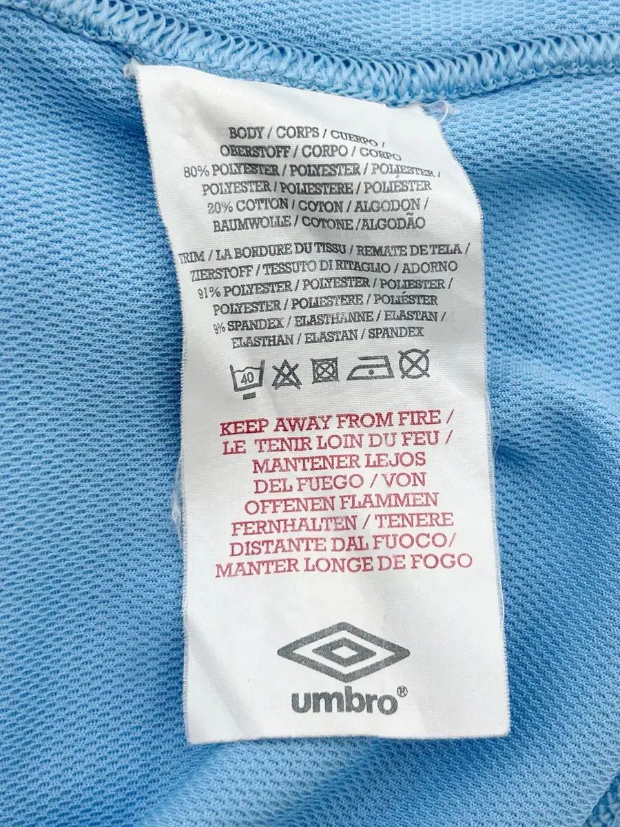 UMBRO 09