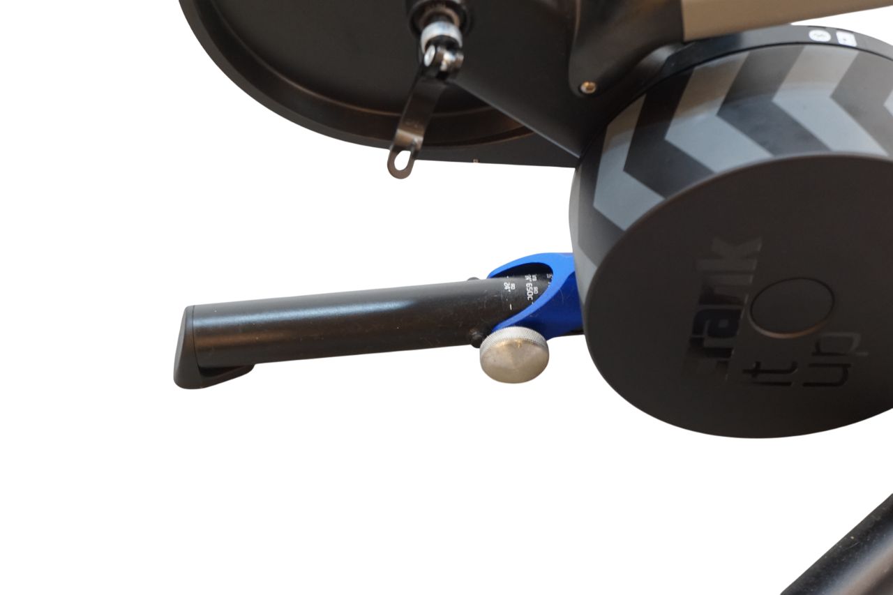 WAHOO ワフー KICKR CORE サイクルトレーナー バイチャリ浦和ベース BRIGHTFACE_UK