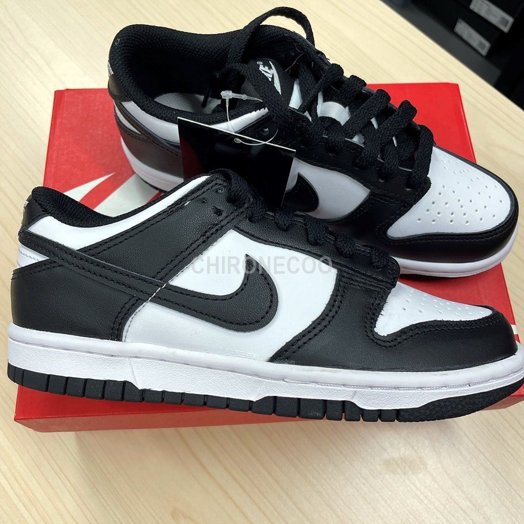 【新品】NIKE ナイキ ダンクロー パンダ 23cm DUNK LOW