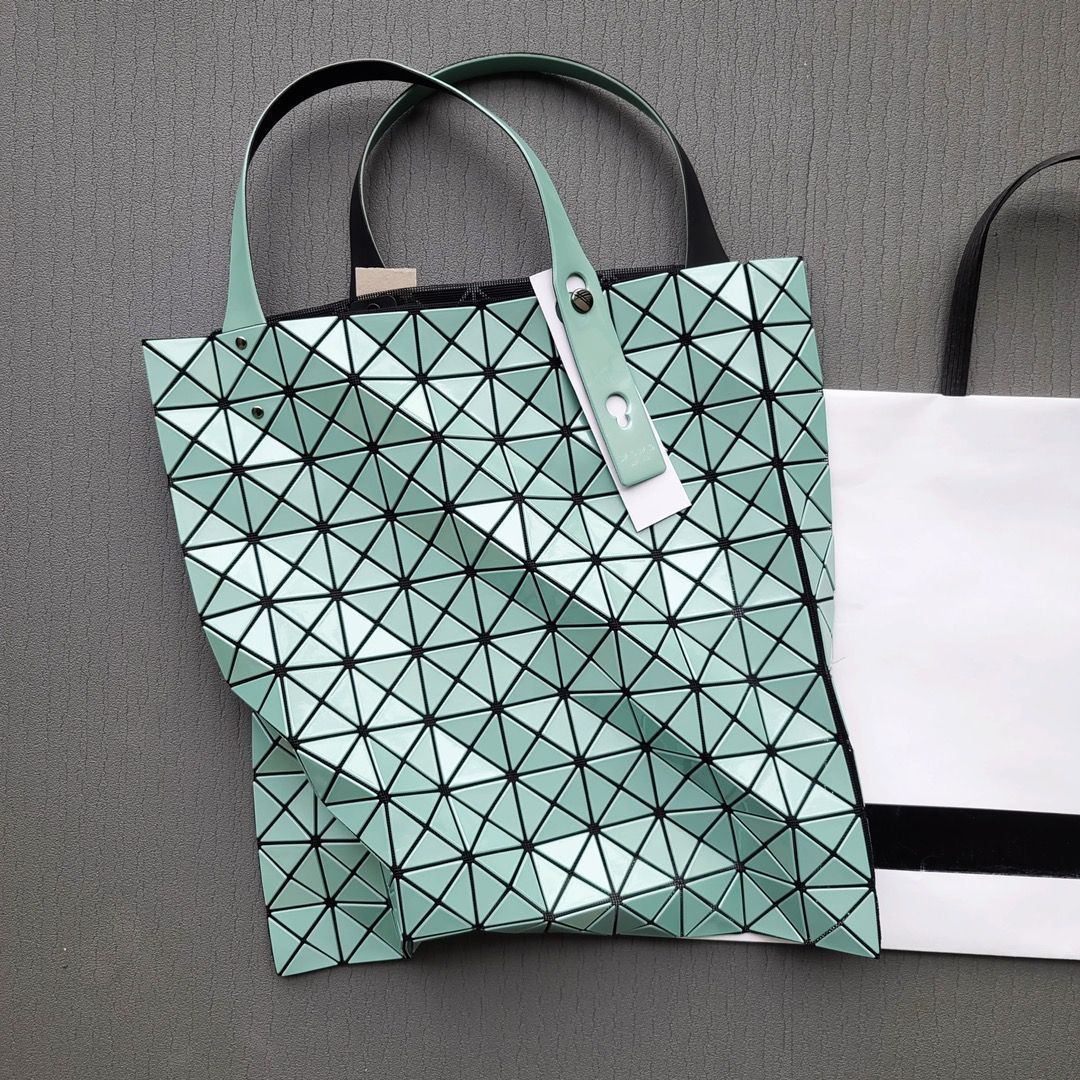 新品 BAOBAO バオバオイッセイミヤケトート バッグ 10ピース×10ピース BAO BAO ISSEY MIYAKE トートバッグ［最終値下げ］  C2399 - メルカリ