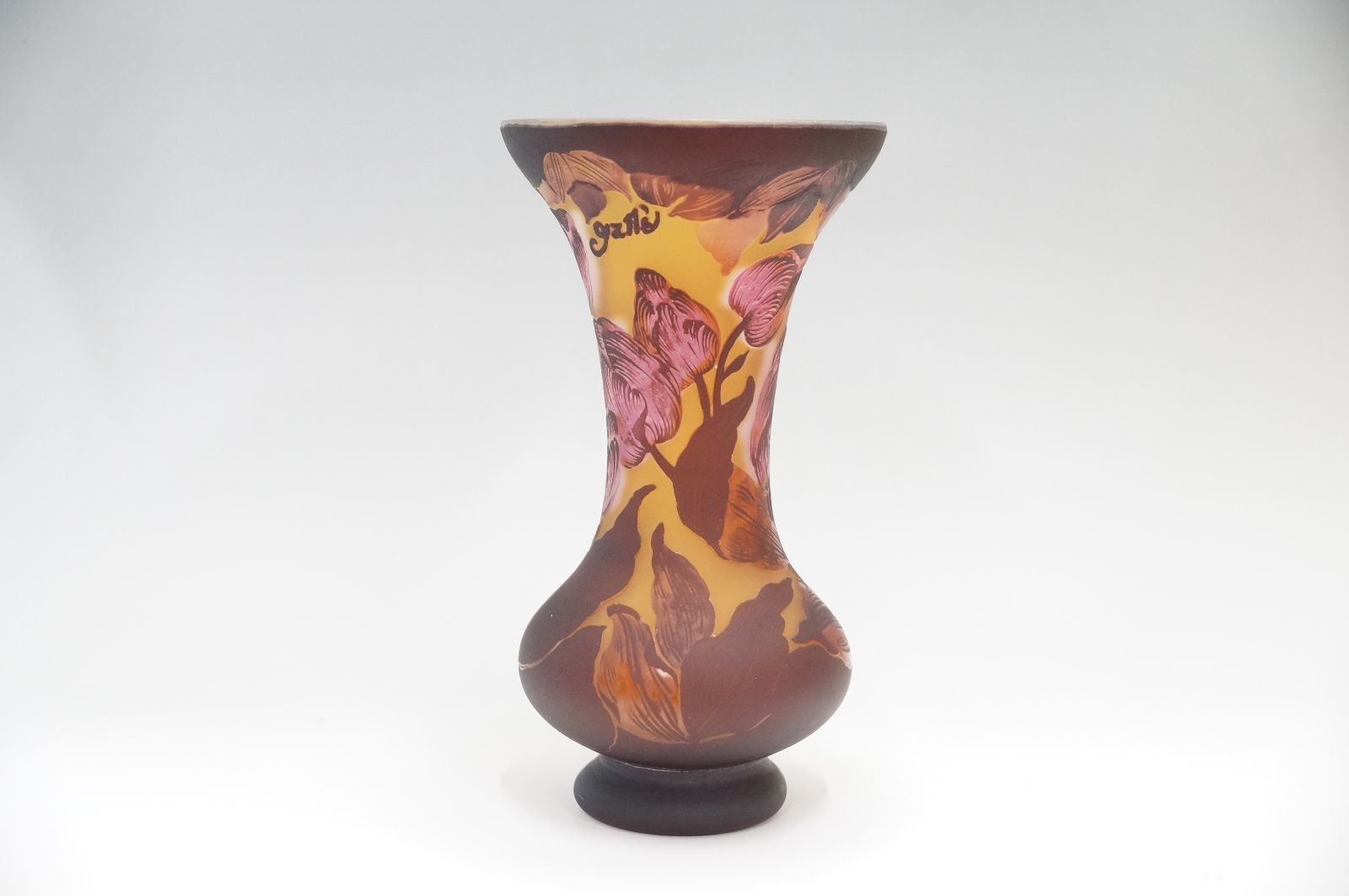 エミール・ガレ   大　花瓶　花器　 技法　カメオ彫り　被せガラス 高さ　25