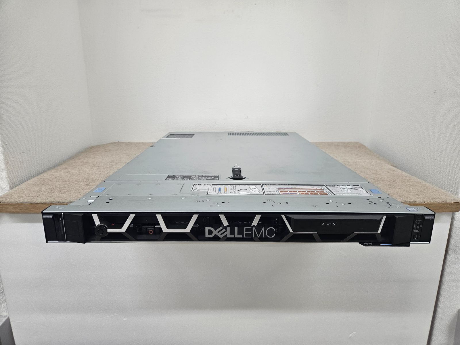 Dell PowerEdge R640 サーバー Intel Xeon G 6144 2CPU 16Core 3.50GHz 128GB 2x 300GB HDD SAS 2x 1100W SV216
