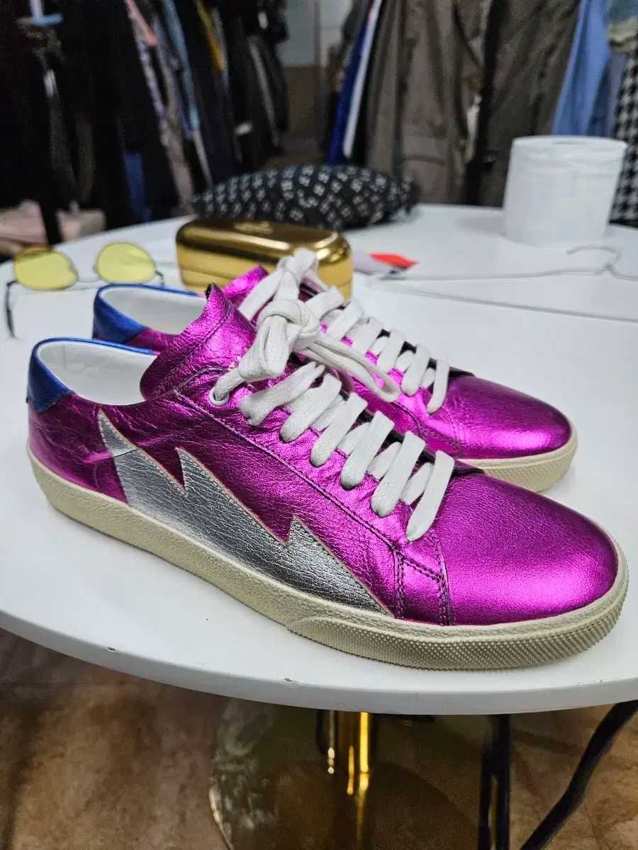 Saint Laurent(サンローラン) スニーカーズ 36 サイズ 235 240mm 新品