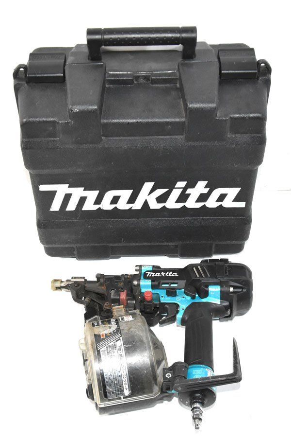 ケース付 Makita マキタ AN636HM 65mm高圧エア釘打