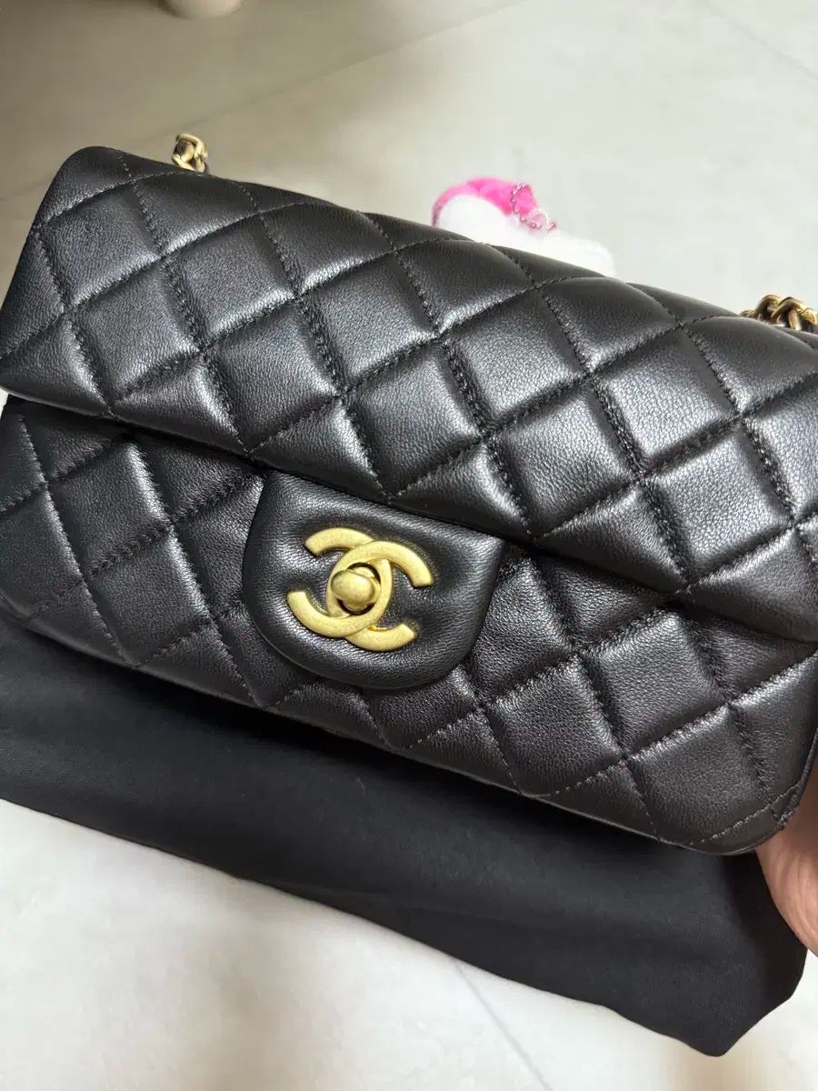 Chanel シャネル