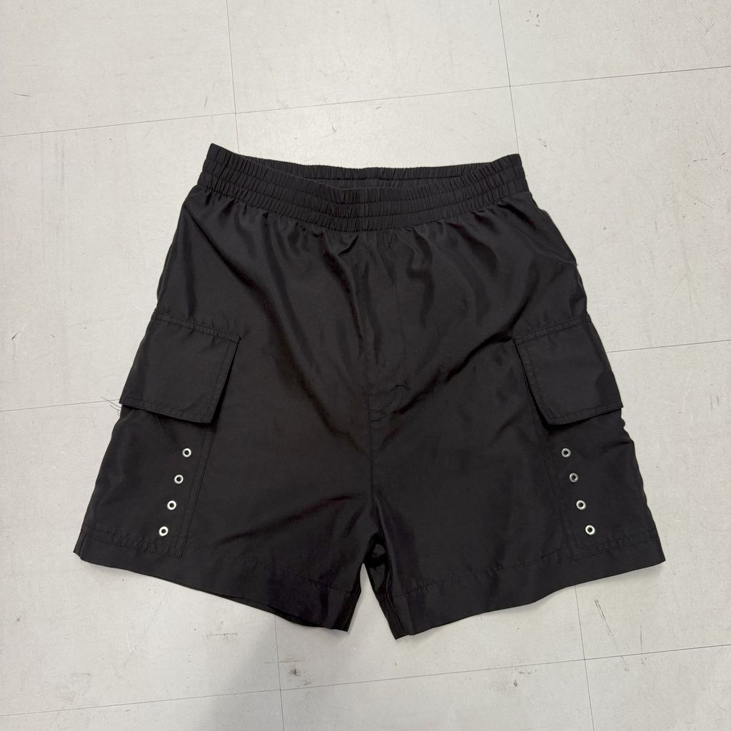 最終SALE!!(ほぼ新品！)1017 ALYX 9SM ハーフパンツ　Mサイズ 1018 ALYX 9SM アリクス CARGO POCKET TRUNKS ハーフパンツ