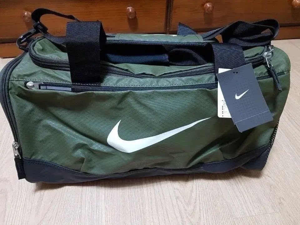 NIKE ナイキ 迷彩バージョン チームバック