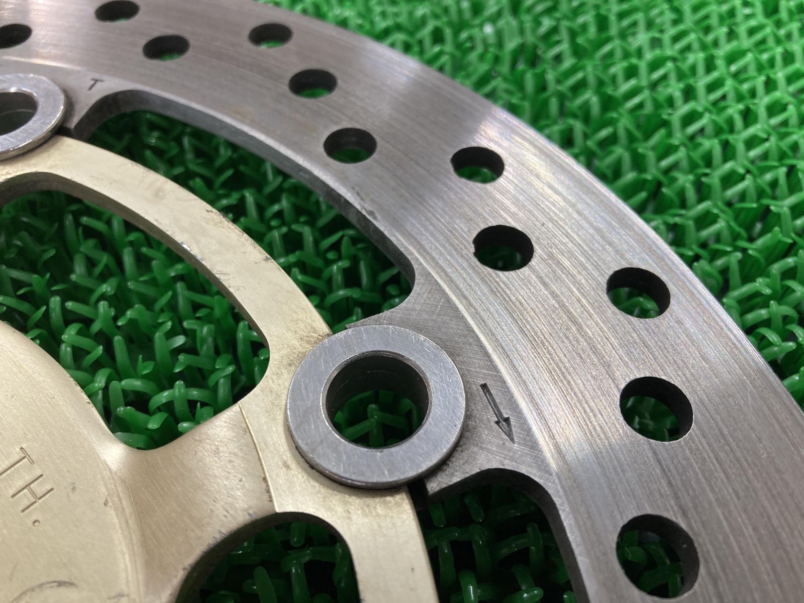 CB400SF フロントブレーキディスク 右 ホンダ 純正 バイク 部品 NC42