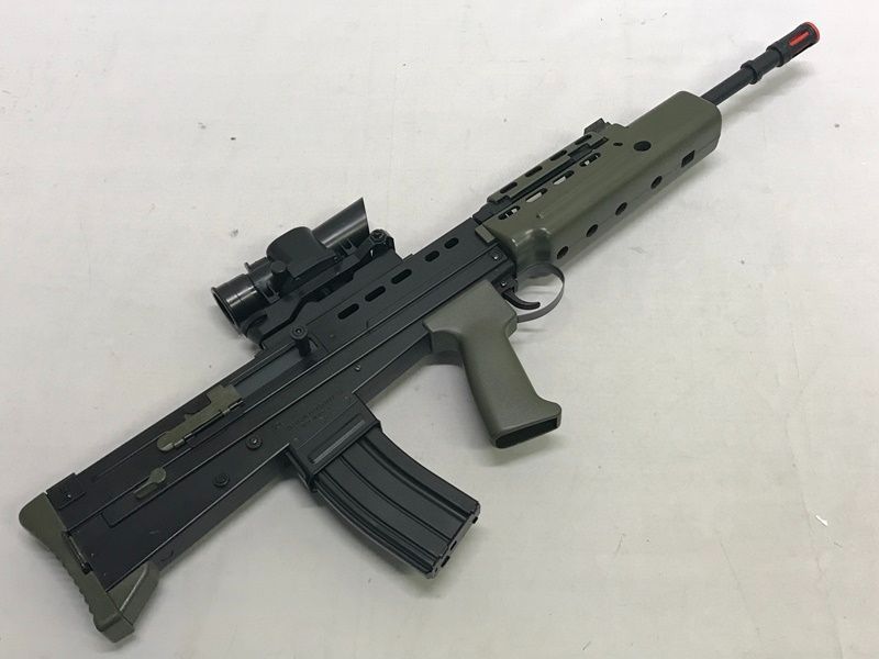 合法・動作確認済】L85-A1 エアーライフル エアスコープ標準装備 707