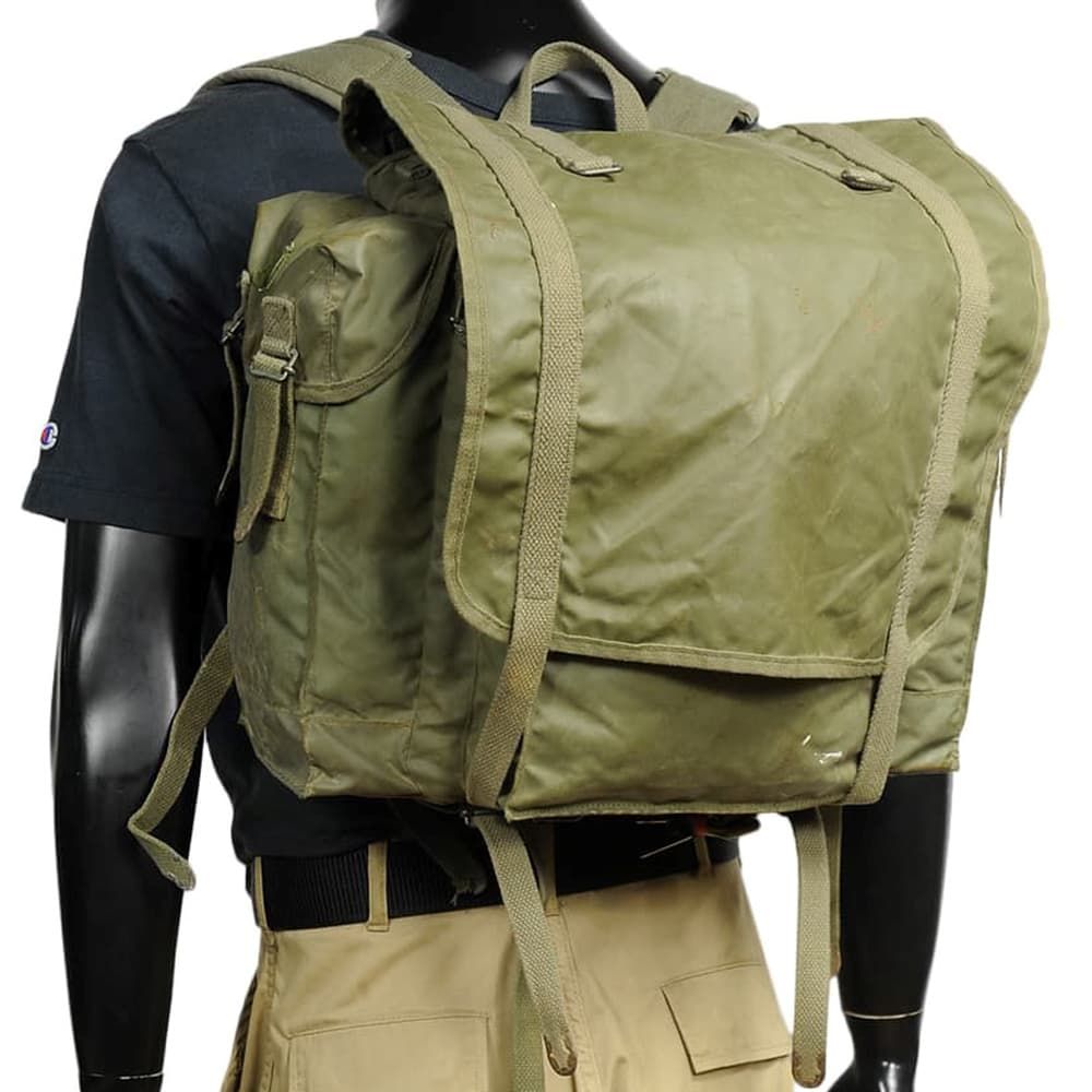 フランス軍放出品 リュックサック F-2 防水 ナイロン製 [ 並下品 ]