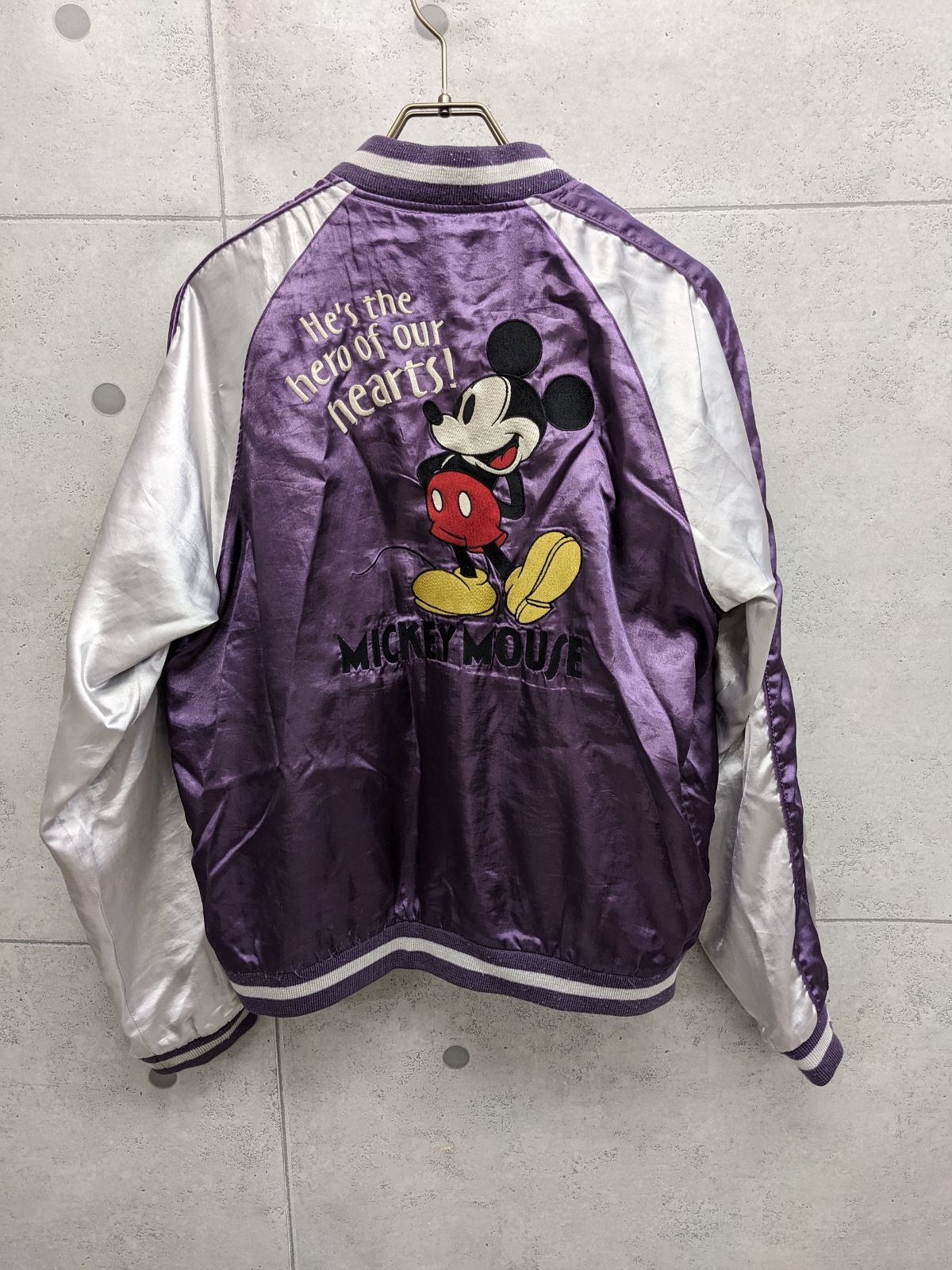 稀少【Rare スピナッシュ】ミッキーマウス★スカジャンＭディズニー Disney ミッキーマウス スカジャン 紫×白 Mサイズ ディズニー