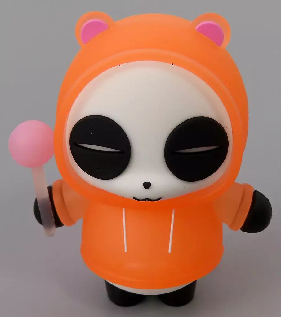 夢を編むパンダ 🐼🐼🐼 . パンダさん出来ました🐼 . キーホルダーにお仕立てし
