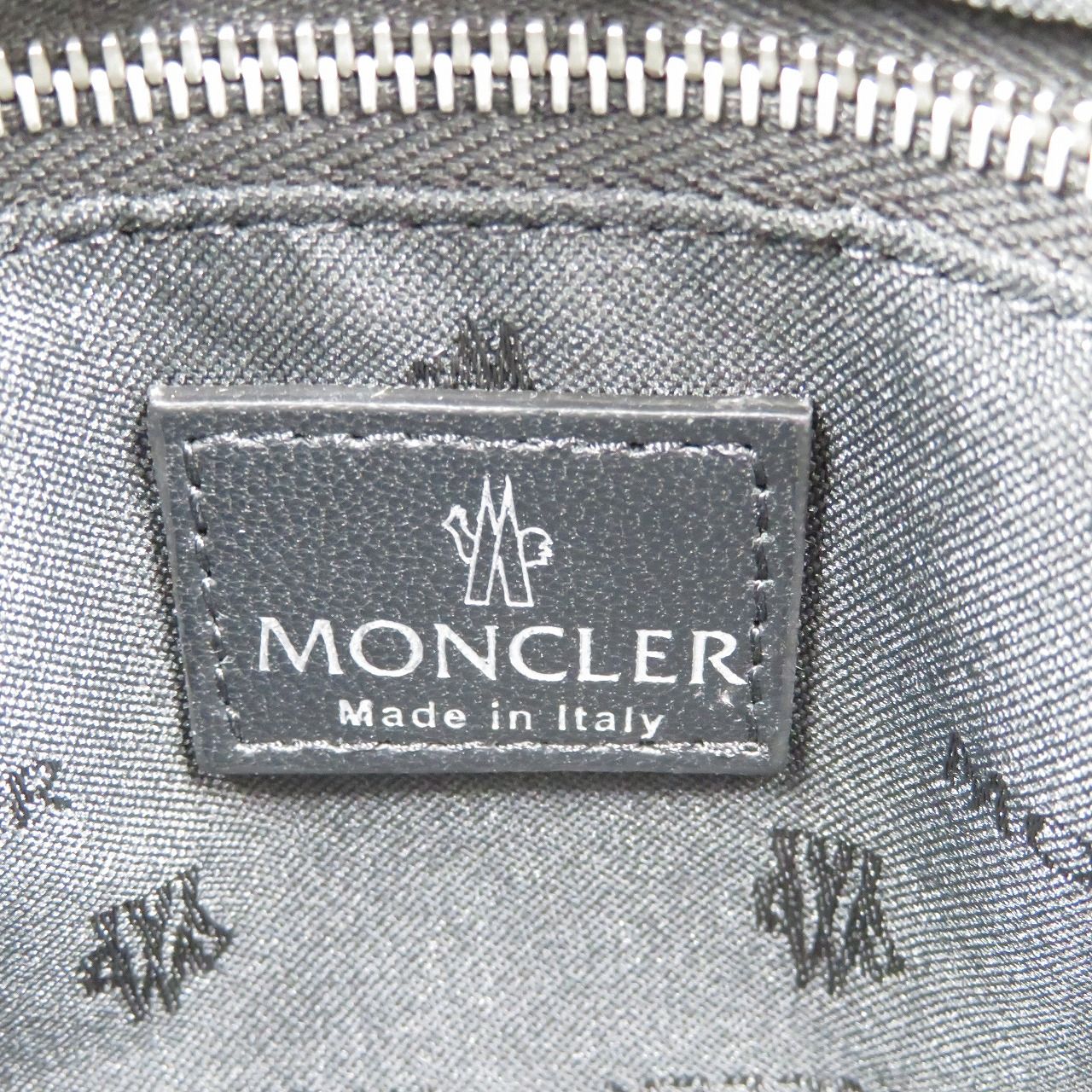 美品 モンクレール フェイクファー シルバー金具 パープル ポーチ 0190 MONCLER