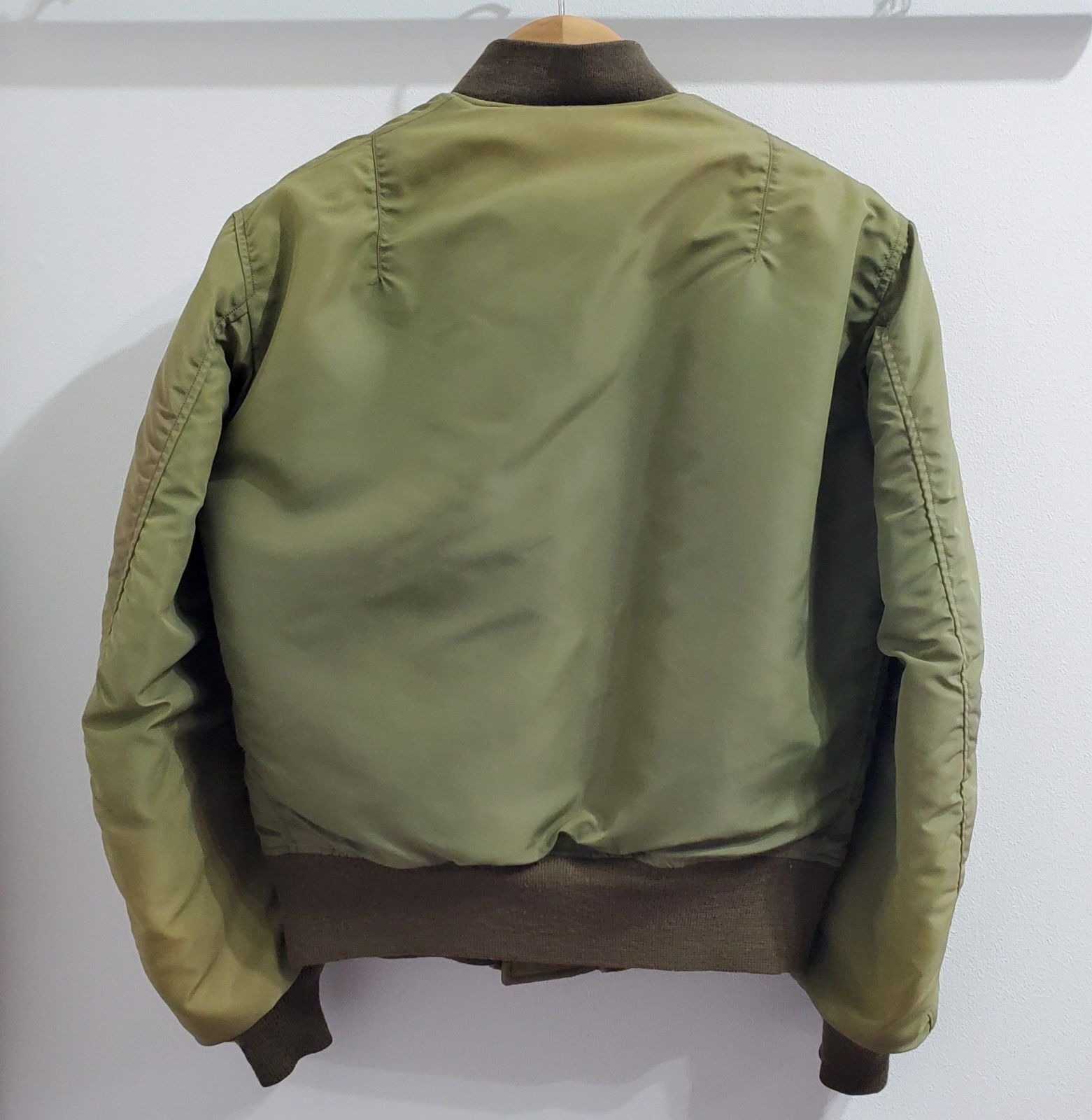 バズリクソンズ B-15C(MOD) フライトジャケット M品番 38 BUZZ