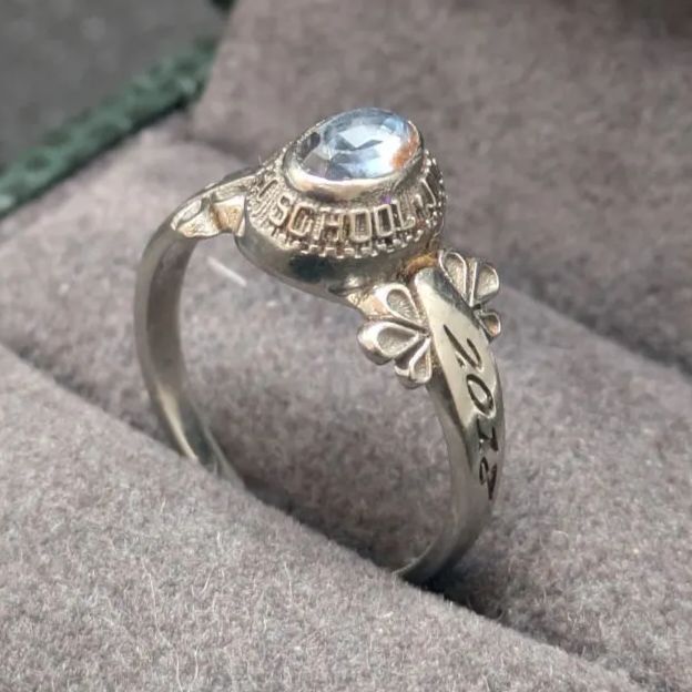 カレッジリング 2004年 シルバー 10号 LAMAR SCOTTIES カレッジリング 2004年 シルバー 10号 LAMAR SCOTTIES - メルカリ