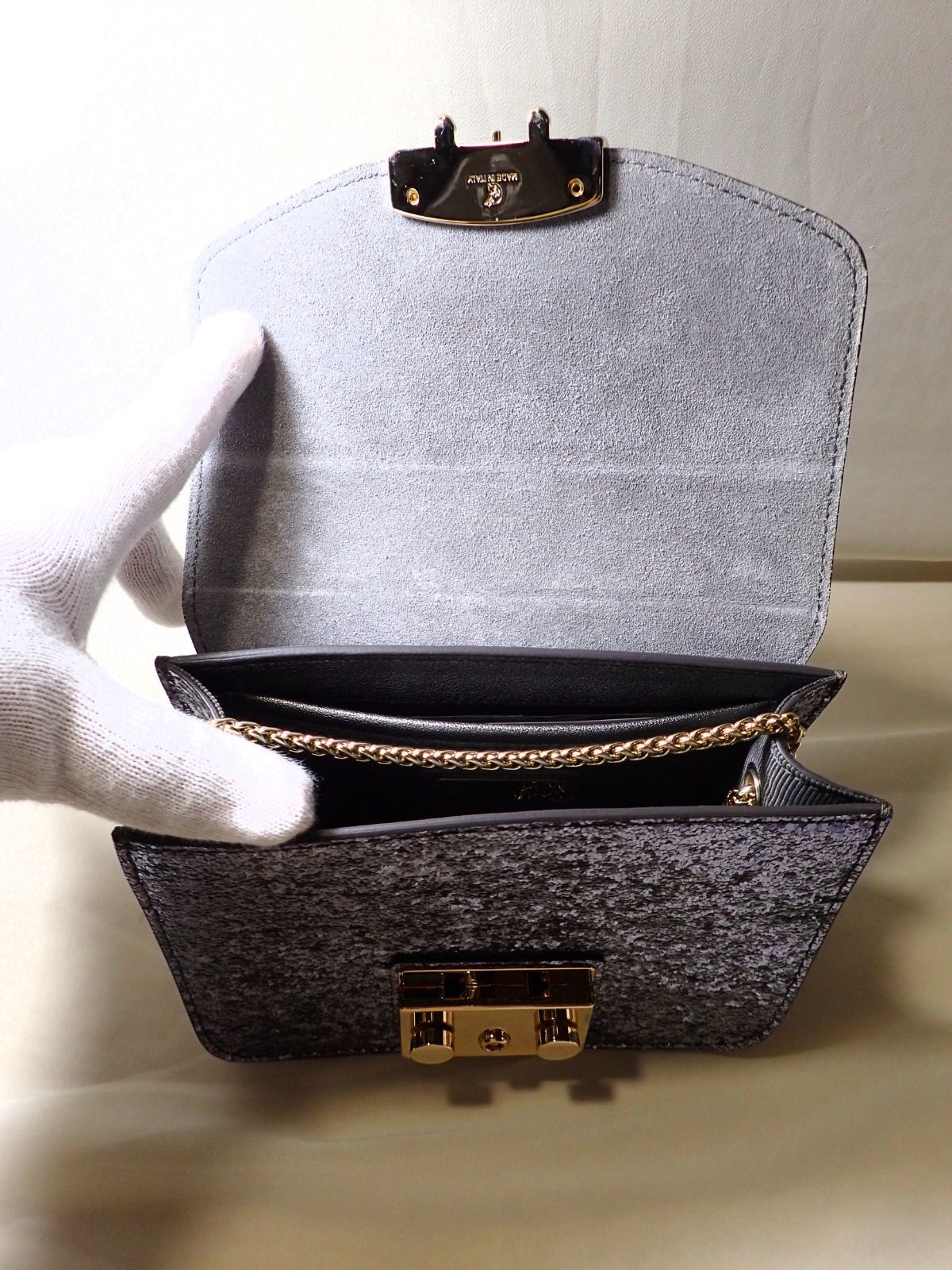 美品 FURLA フルラ メトロポリス グリッター シルバー ミニ クロス 