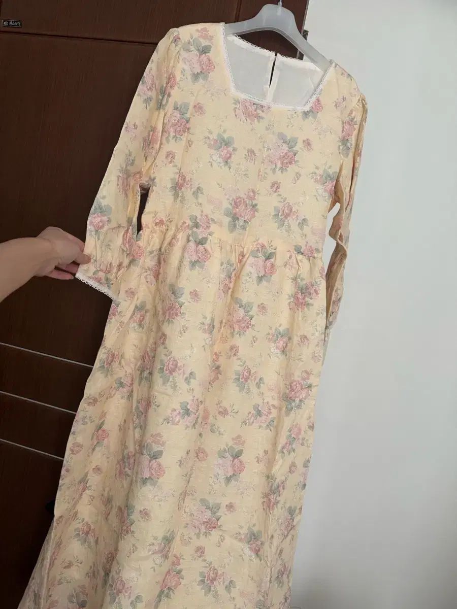 ピュイリネン ロング丈ワンピース アベックデフルール mimi boutique