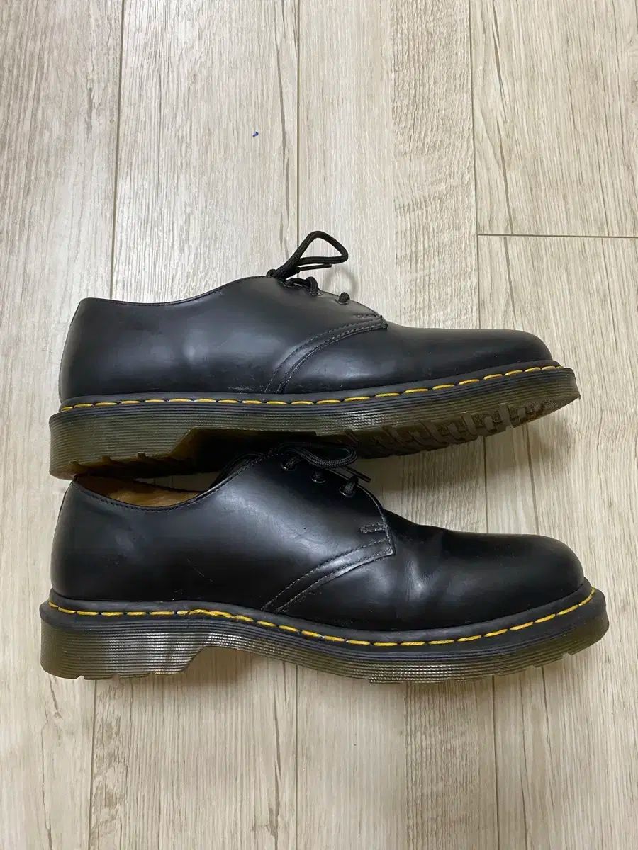 MARTENS ドクターマーチン