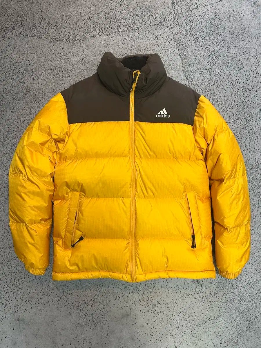 adidas(アディダス) 黄色 茶色 ユニダダウン ダックダウン ダウンジャケット