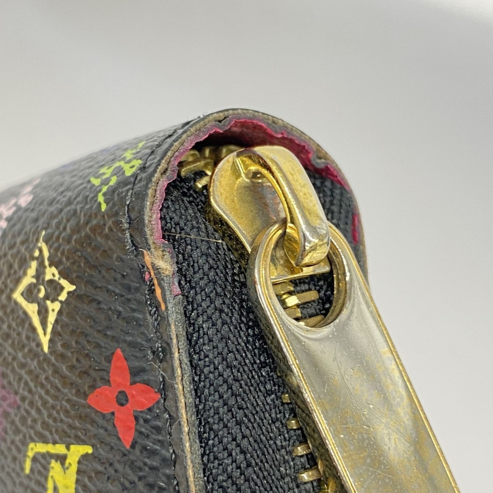 LOUIS VUITTON (ルイヴィトン) モノグラム・マルチカラー ジッピー