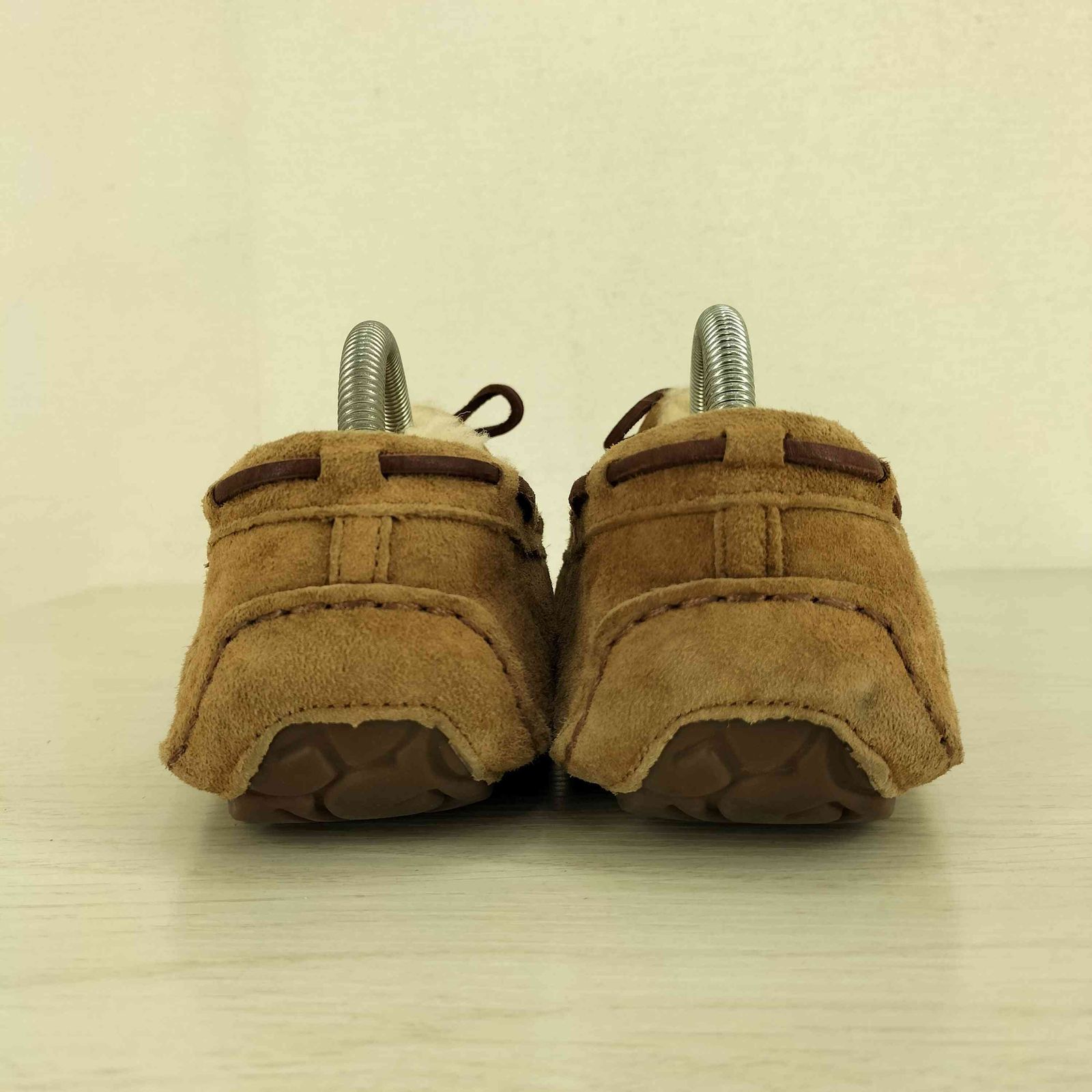 アグ UGG モカシン ダコタ ムートン シューズ スリッポン DAKOTA