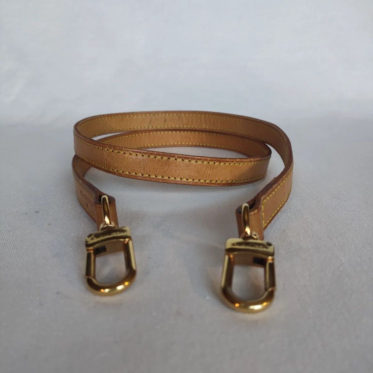 ルイ・ヴィトン ヴァケッタレザー ショルダーストラップ J00142 ルイヴィトン LOUIS VUITTON ショルダーストラップ ストラップ