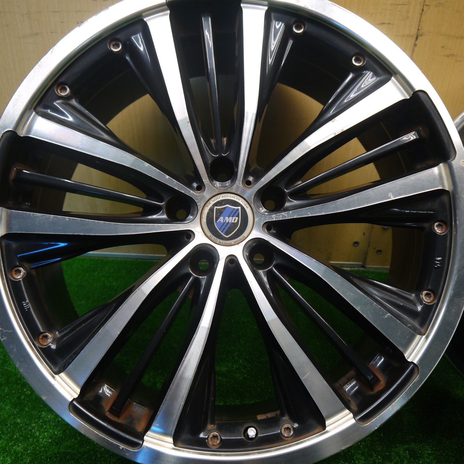 4本価格 AMD AUTO MANIAC DESIGN 20インチ ホイール 20×8J PCD114.3 5H 5100806Hホ