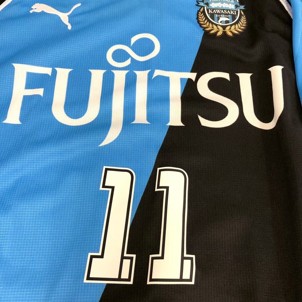 直筆サイン入り】川崎フロンターレ 20周年 2016年 カップ戦 小林悠 #11